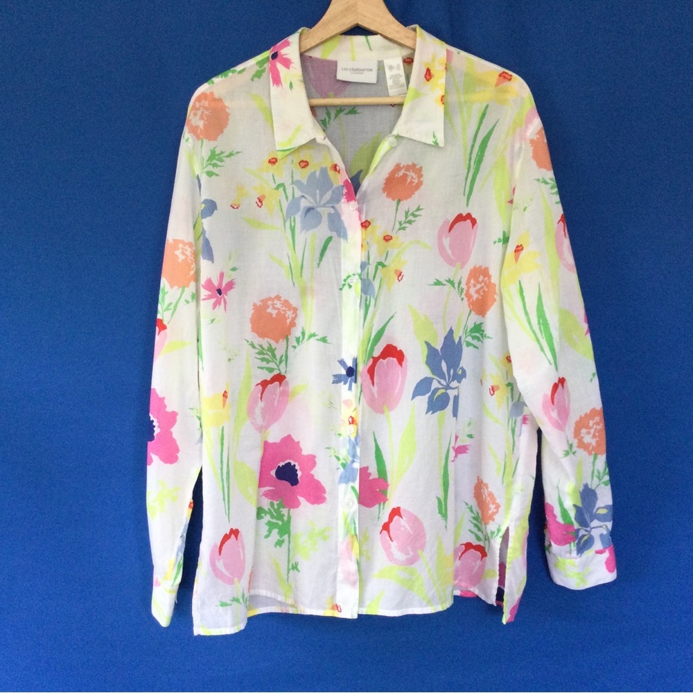 Liz Claiborne XL Lightweight Floral Buttonup Blouse Pastels